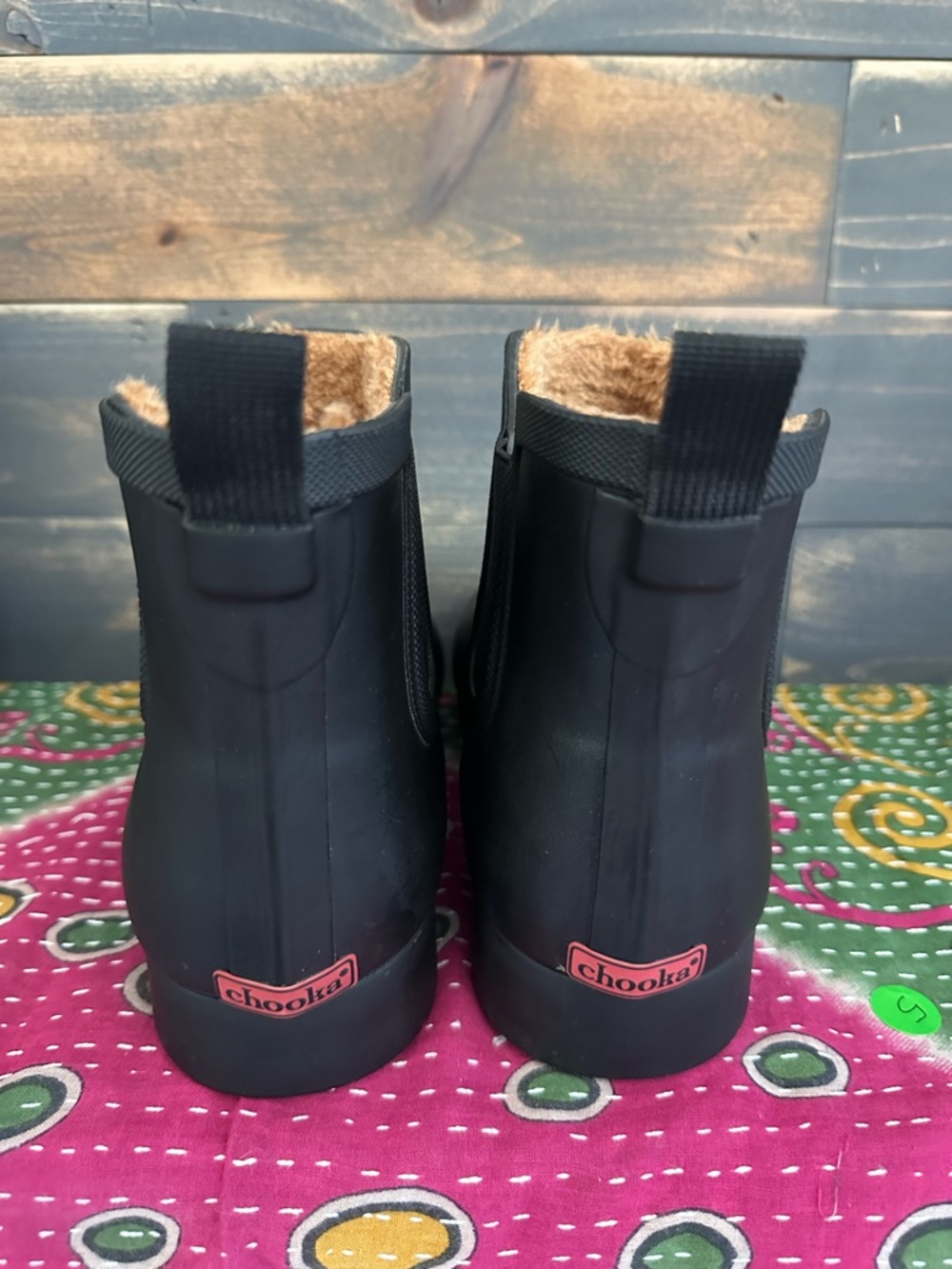 chooka Black Chelsea Rain Ankle Boots with Faux Fur Lining - Picture 2 of 9